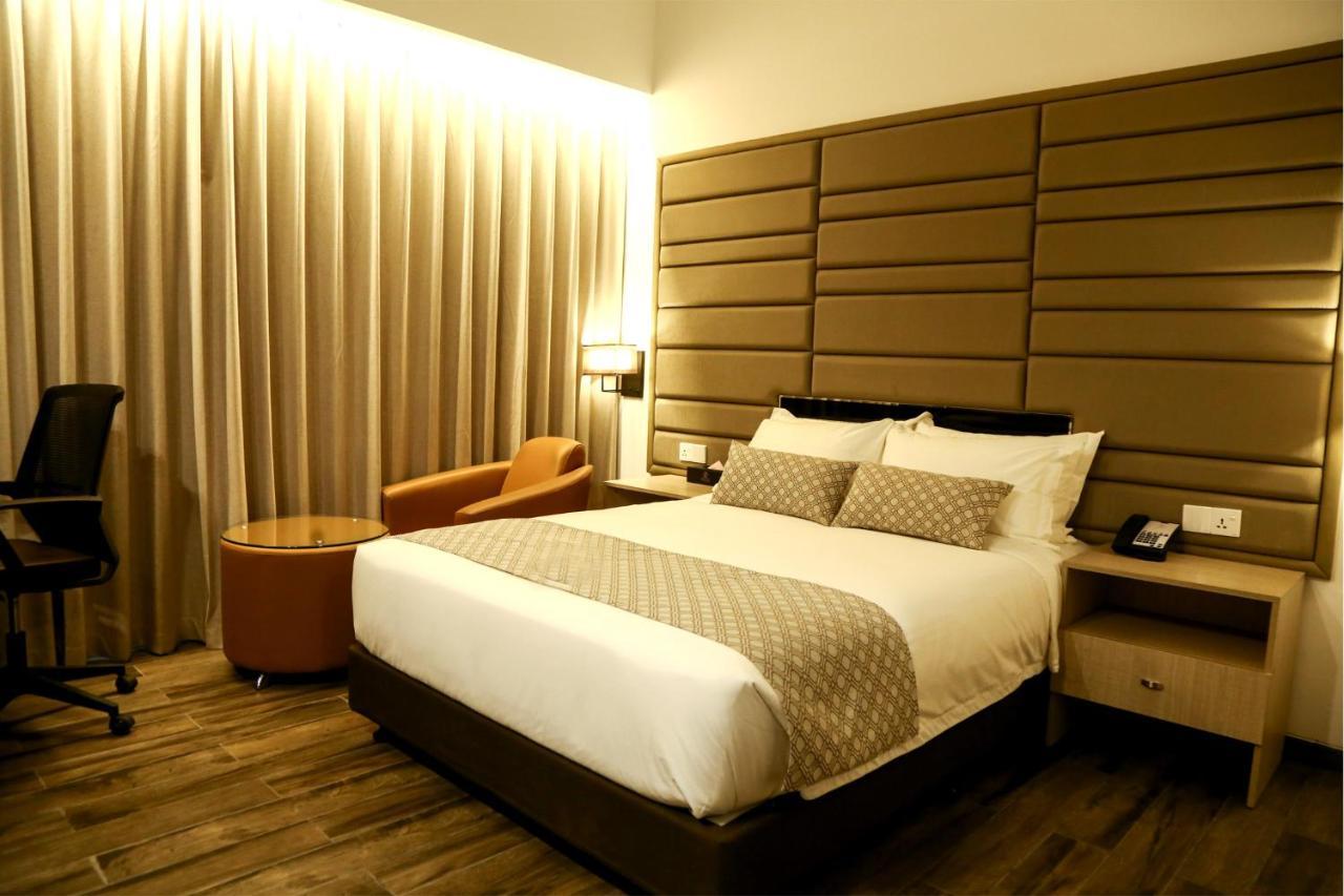 Best Western Sks Chattogram شيتاغونغ المظهر الخارجي الصورة